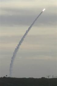 4-7-09-arrow-missile An Arrow missile, part of an anti-missile system, is launched in a test off Israel's Mediterranean coast in central Israel in this Sunday Jan. 5, 2003, file photo. Israeli defense officials say Tuesday, April 7, 2009, the country has successfully tested the Arrow anti-missile system, aimed at protecting the country from attack by Iran. (AP Photo/Eitan Hess-Ashkenazi)
