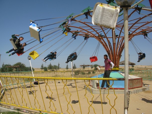 5-8-12 gaza amusement park