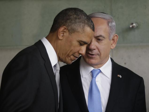 Obama listens to Netanyahu
