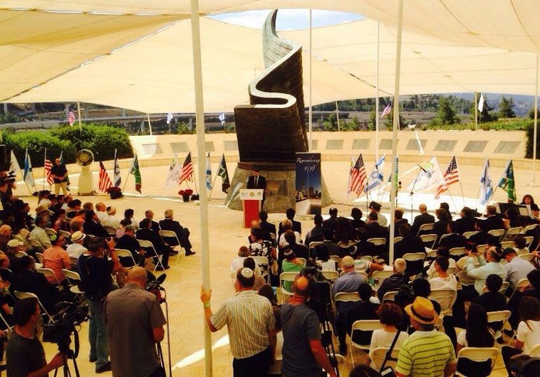 US ambassador Dan Shapiro speaking at the September 11 memorial in Jerusalem.. (photo credit:KKL-JNF)